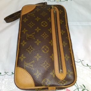 🌷Authentic Louis Vuitton Monogram Wristlet, Pouch (Marley Dragonne GM)